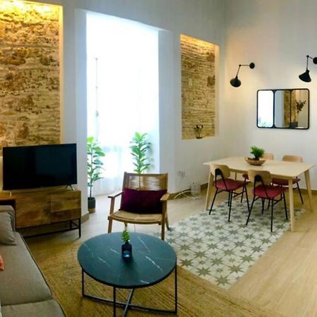 Gatu Premium Villa Libertad, Preferente Mayores De 25 Anos Y Familias Cadiz Ngoại thất bức ảnh