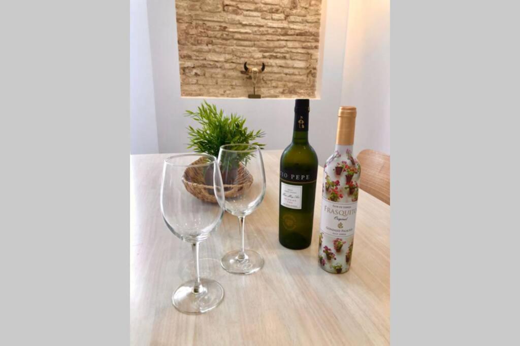 Gatu Premium Villa Libertad, Preferente Mayores De 25 Anos Y Familias Cadiz Ngoại thất bức ảnh