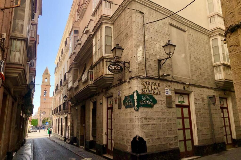 Gatu Premium Villa Libertad, Preferente Mayores De 25 Anos Y Familias Cadiz Ngoại thất bức ảnh