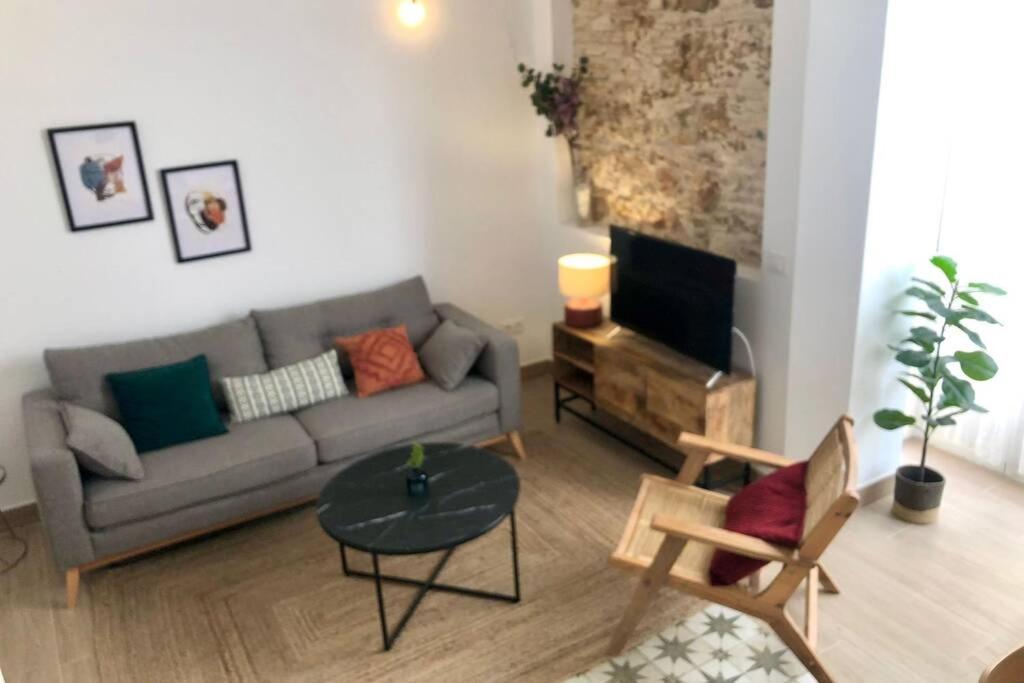 Gatu Premium Villa Libertad, Preferente Mayores De 25 Anos Y Familias Cadiz Ngoại thất bức ảnh